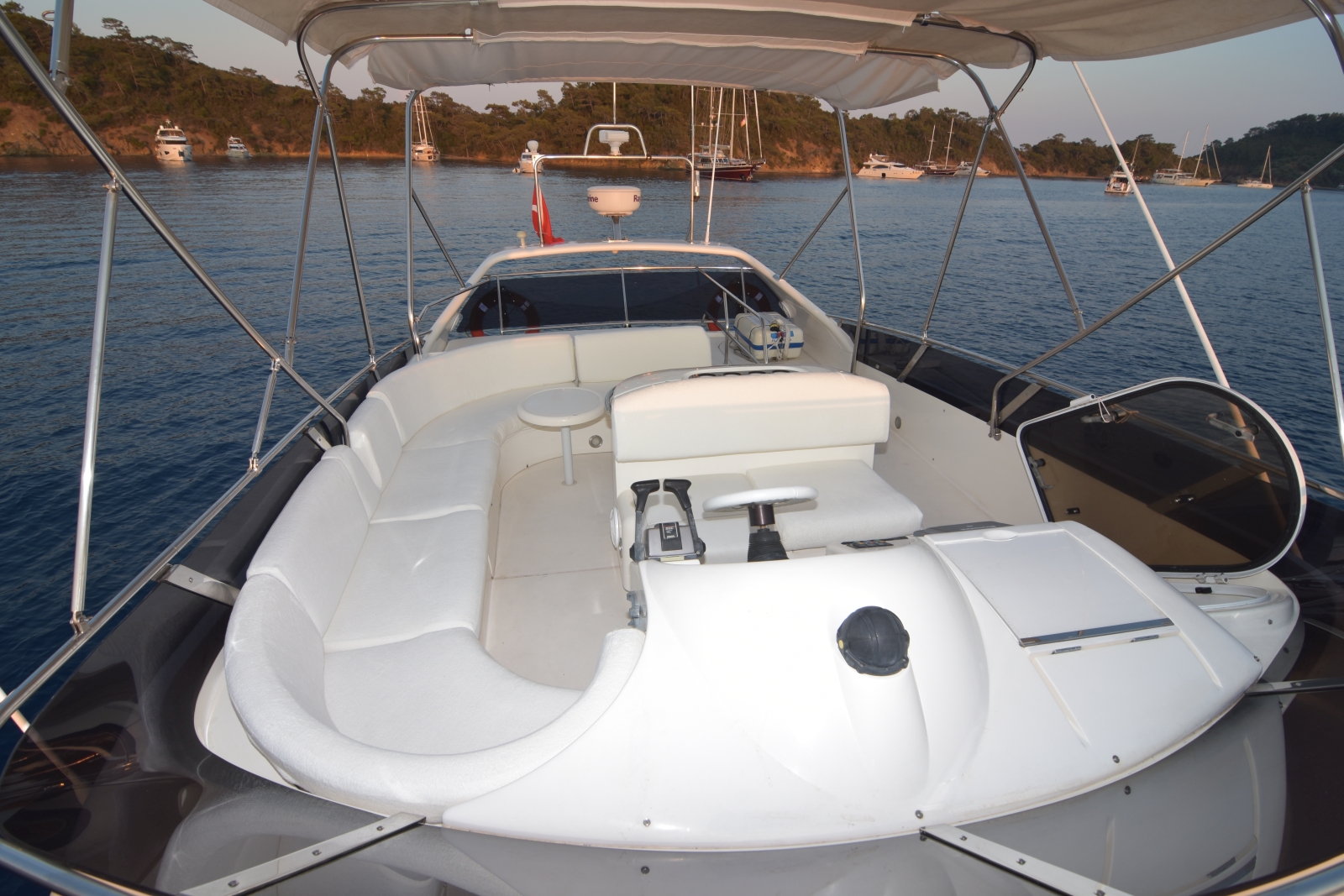 Flybridge 1