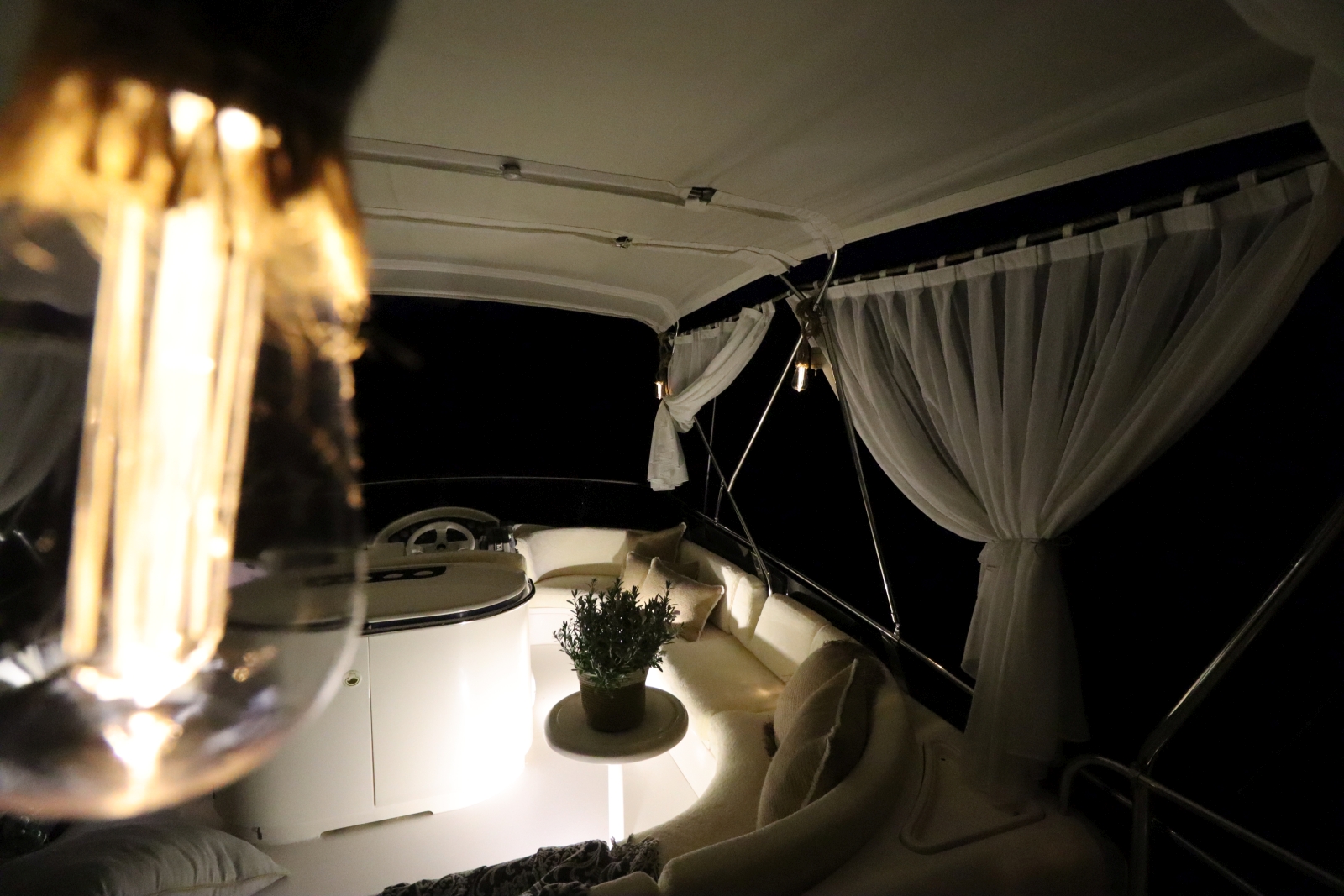 Flybridge 4